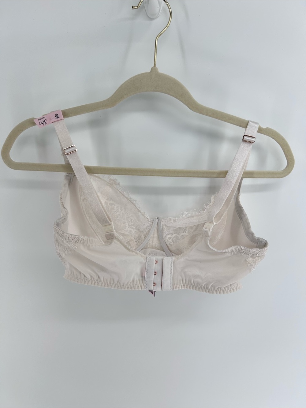Victoria Secret Lace Underwire Bra in Cream - 36G - Picture 4 of 7